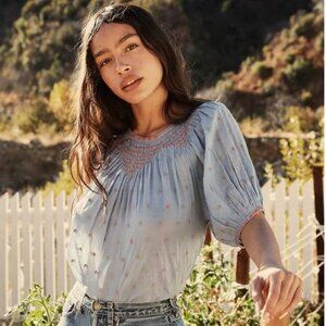 Doen Amna Blouse in Ciel Carnation Embroidery